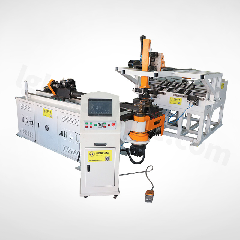 Automatic feeding pipe bending machine