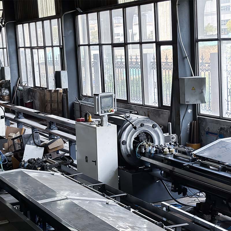 Heat transfer pipe complete processing equipment